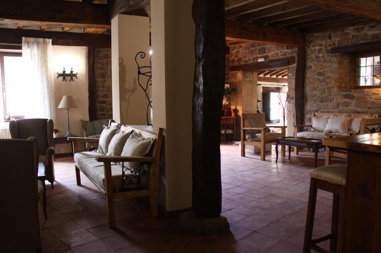 Posada Rural La Pinorra Vinuesa Exterior photo